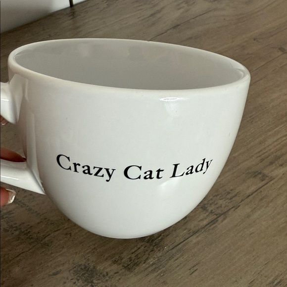 White Crazy Cat Lady Mug - EUC - Great gift idea - Picture 4 of 4